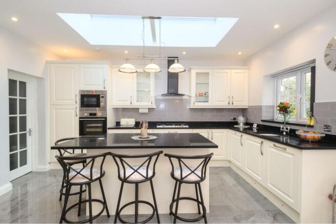 Kitchen/Breakfast