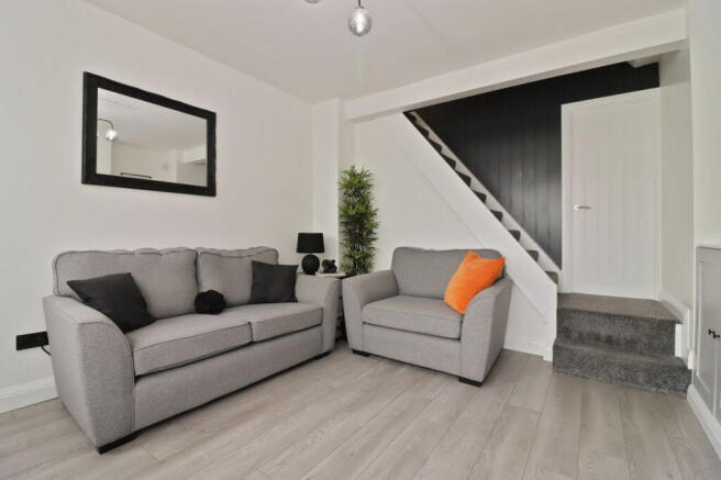 2 bed Terraced for sale Image 7
