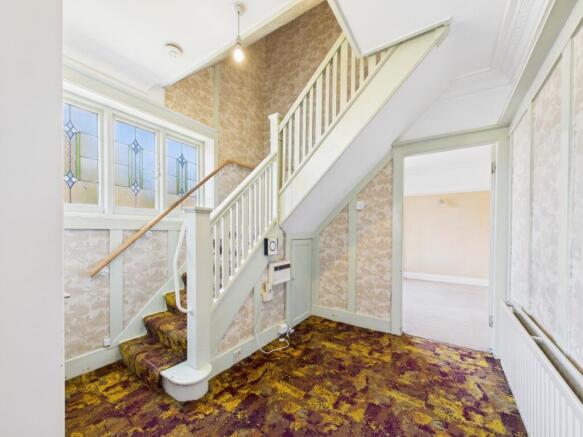 CAM02386G0-PR0142-STILL001