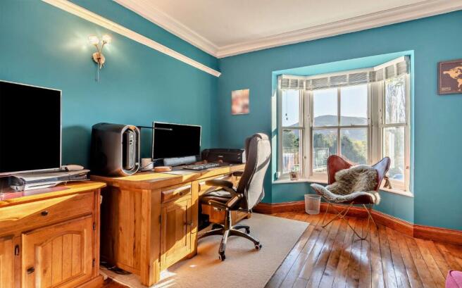 Snug/Office