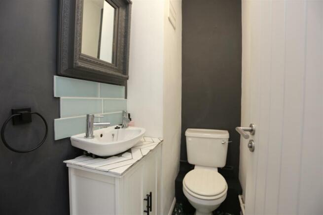 12 Windsor Lodge new24 (9).JPG