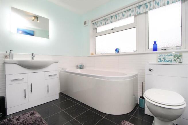 HOUSE BATHROOM/W.C