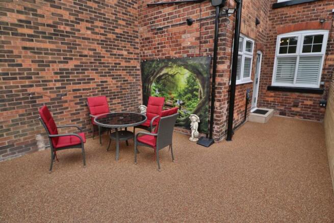 REAR COURTYARD
