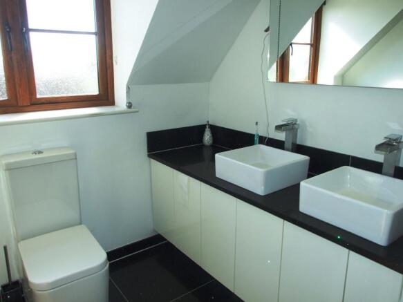Ensuite