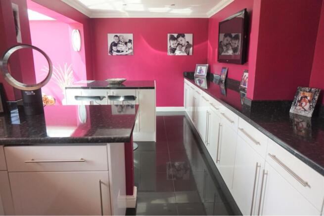 Kitchen/Breakfast