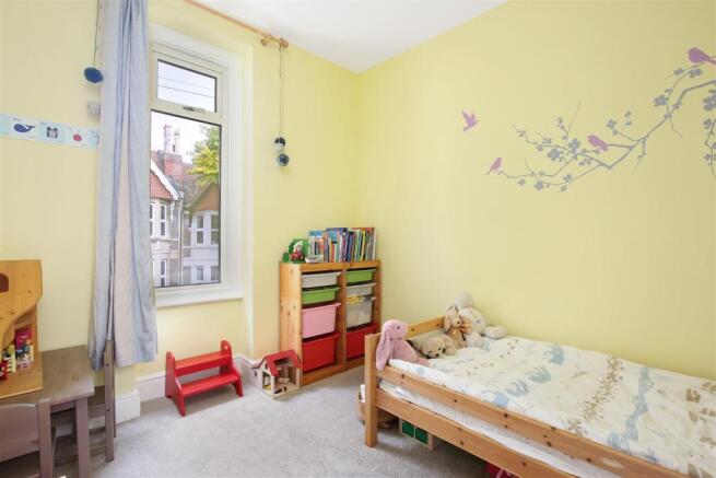 5 Crofton Avenue fpz200216 (10).jpg