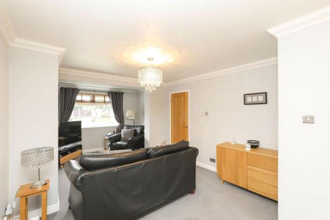 3 bed Detached for sale Image 8