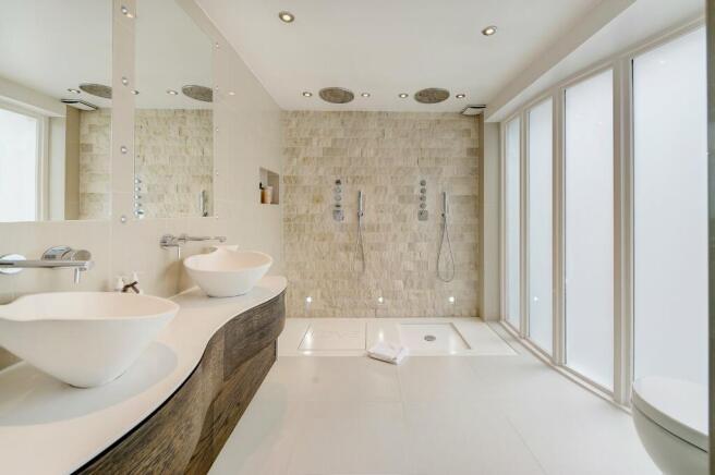 En Suite Shower Room
