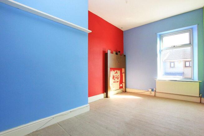 3 bed Terraced for sale Image 7