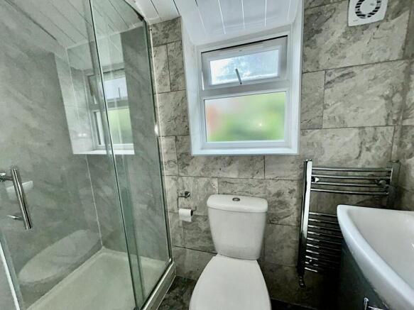 a8b960e0-332e-427...