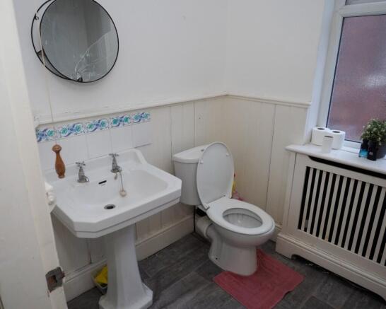 5 bed House of Multiple Occupation for sale Image 8