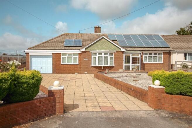 3-bed detached on Alverdiscott Road, Bideford, EX39, £310,000
