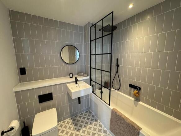 1 bed Apartment to rent Image 7