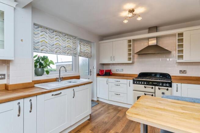 pbox-IMG.jpg