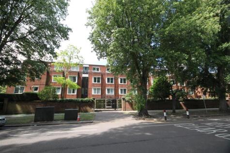 De Parys Avenue, Bedford