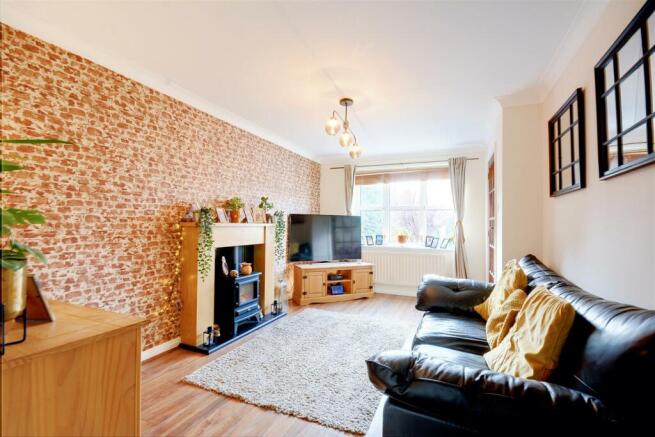 Lounge/Sitting Room