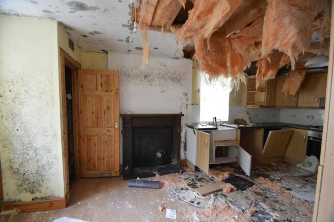 2 Grooms Cottage, Murieston photo 4