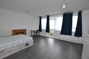 28, Ronald Street, London E1 0DT