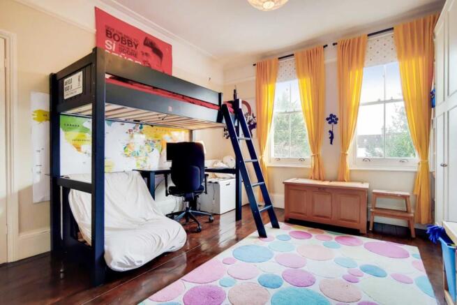 Photo 12