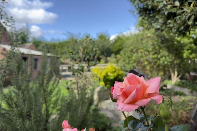 Church Row, Hurworth, DL2 2AQ photo 4
