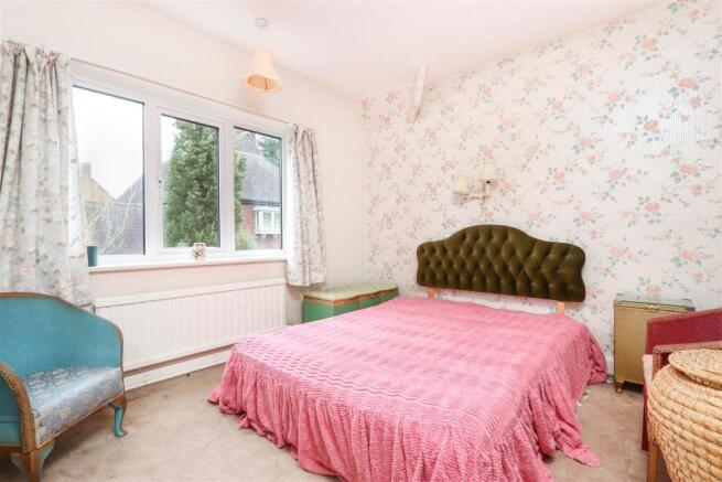 Bed3.jpg