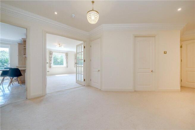 2 bed Apartment for sale Image 8