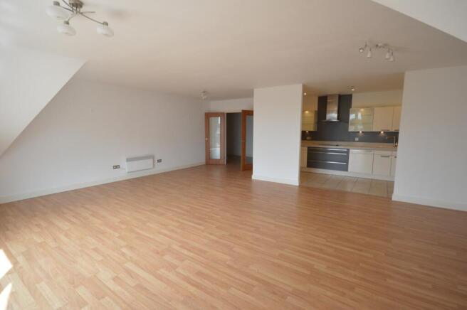 Lounge/dining room