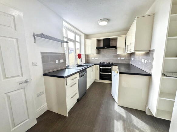 1 St Georges Road, Abergele, LL22 7HB photo 4