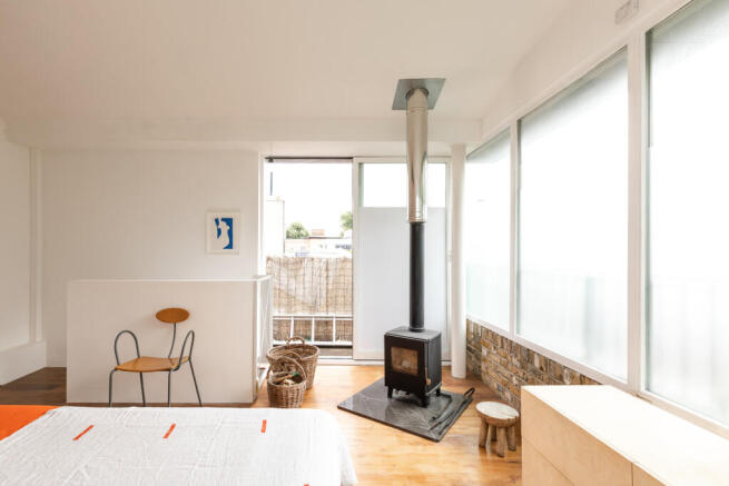 221545 - a0OP6000002GEInMAO_N42.jpg