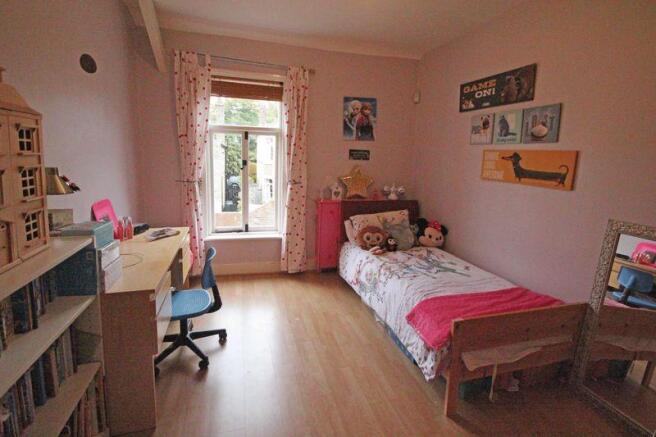 Photo 10