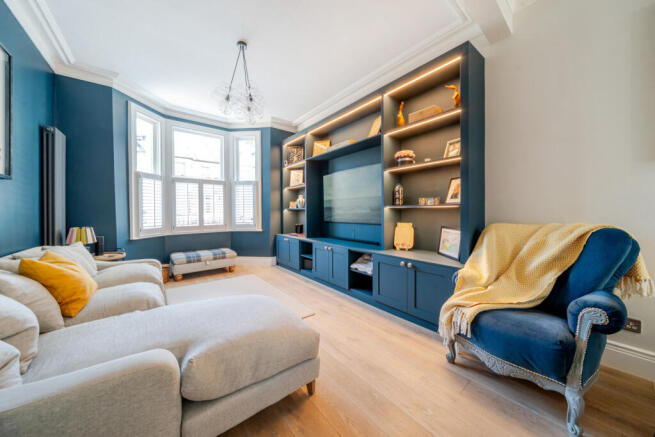 1306368-9-685001f...