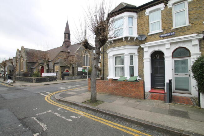 3-bed flat on Vaughan Road, London, £349,950