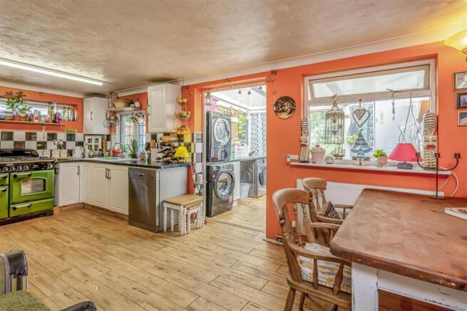Ashwood, Woodmancote Lane, Woodmancote-PorticoMark
