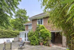1, Oak Close, Brighton BN1 6RX