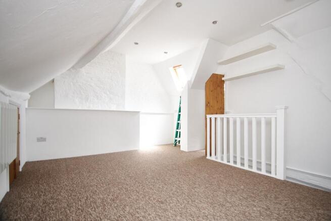 Loft room photo 2