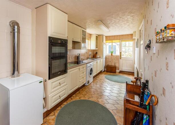 East Mill Cottage-kitchen1.jpg
