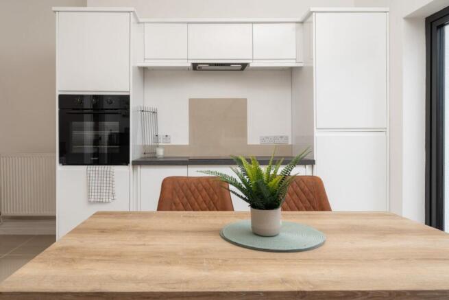 Kitchen 1.jpeg