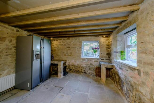 8359507-interior01-800.jpg