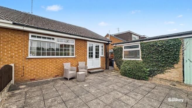 Rolaine Close, Mansfield Woodhouse, NG19 photo 4