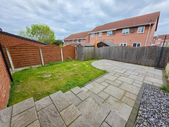 2 bed Semi-Detached for sale Image 12