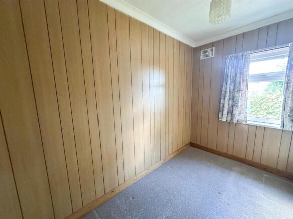 3 bed Semi-Detached for sale Image 11