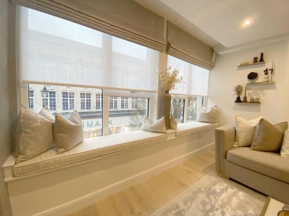 2 bed Flat for sale Image 7