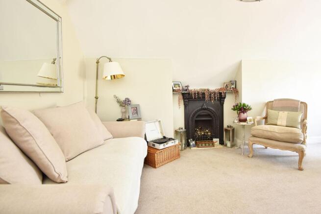 1 bed Flat for sale Image 6
