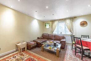 16, Greenside Close, Whetstone, London N20 0PA