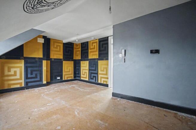 3C Larden Road, Acton, London W3 7ST