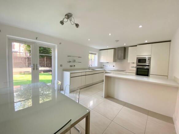 Kitchen/Dining Room