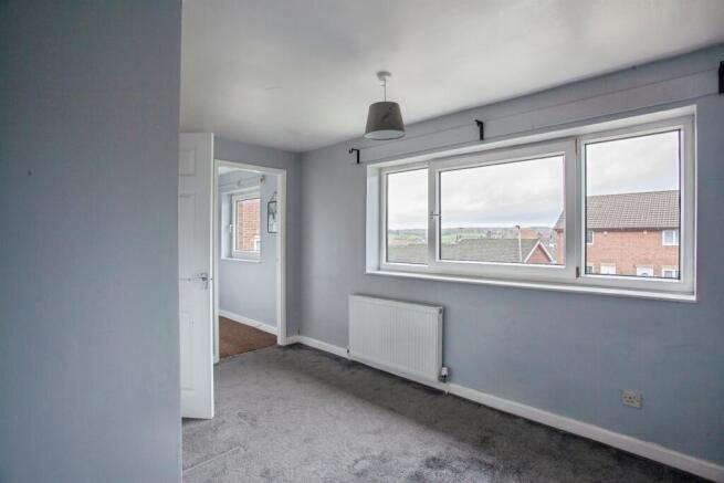 2 bed Semi-Detached for sale Image 8