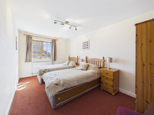3 bed End of Terrace for sale Image 7