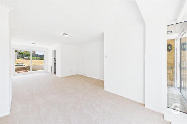 Hawarden Close, Crawley Down, Crawley, West Sussex, RH10 photo 4