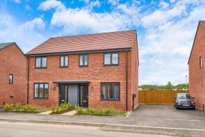 29, Lapwing Drive, Hinckley LE10 3FJ